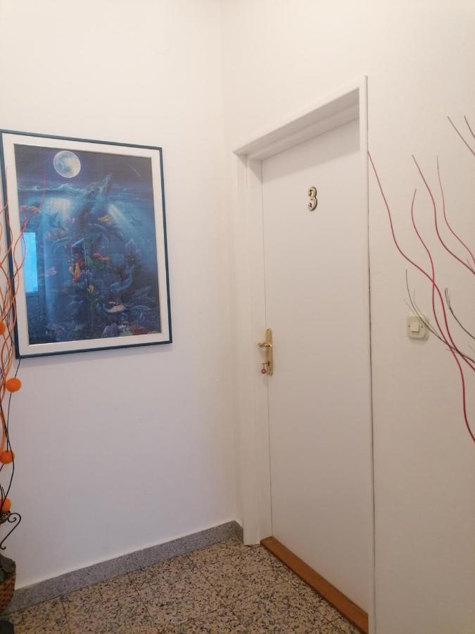 Apartmani Ivana Senj Senj  Buitenkant foto