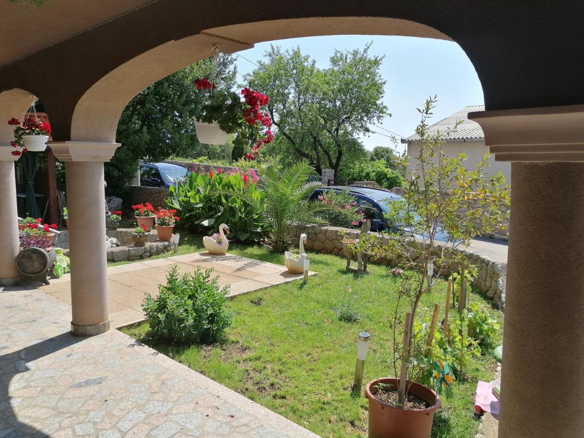 Apartmani Ivana Senj Senj  Buitenkant foto