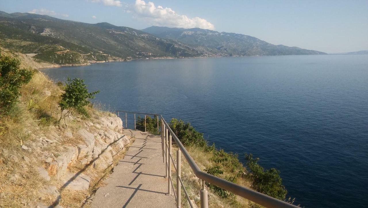 Apartmani Ivana Senj Senj  Buitenkant foto